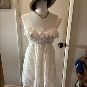 Sweet White Eyelet Lace Strapless Mini Dress